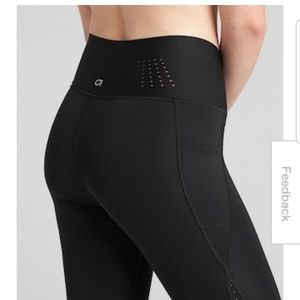 GapFit High Rise Capris in Scuplt Revolution,  XL,